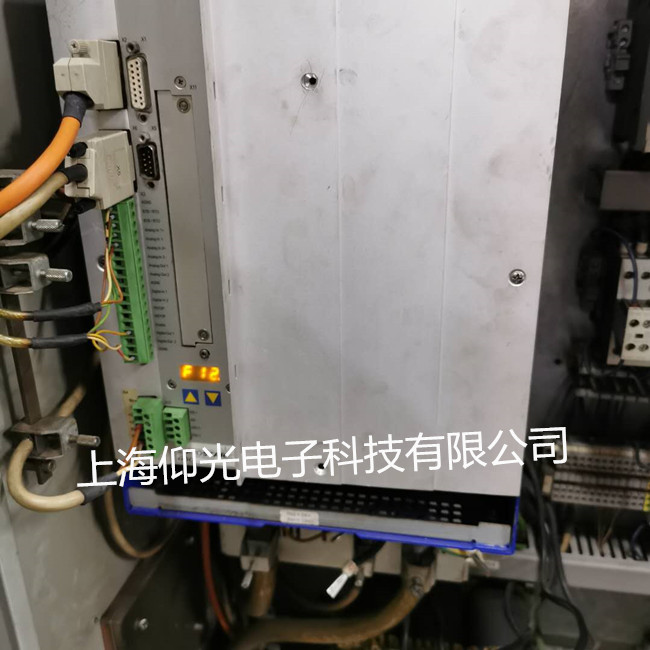 �Ơ�Ħ���(q��)�����󾯾S�� SERVOSTAR 640 S64001 30KVA ��F120����