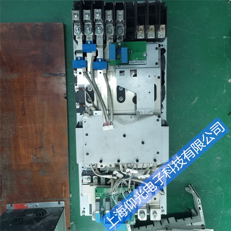 ����BALDOR�ŷ�����MD2A15SR-RC20��늺󲻹����󾯾S��,