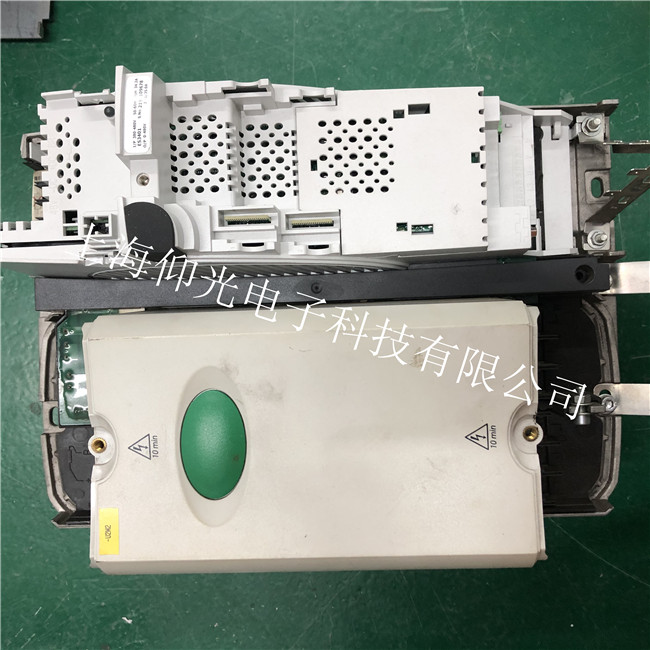 ��Ĭ��CTֱ���{�����S��