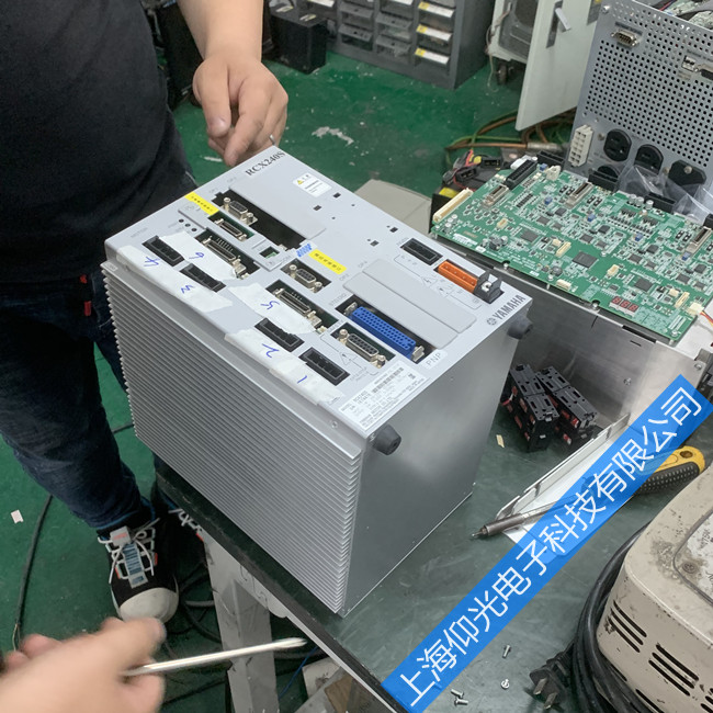 ���R���������S���c