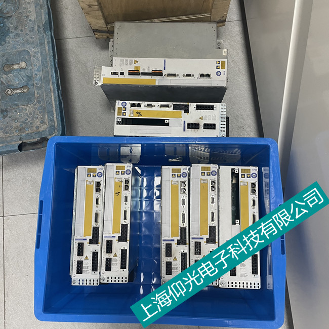 ��ɽ�Ơ�Ħ��AKDϵ���������FF535�S��