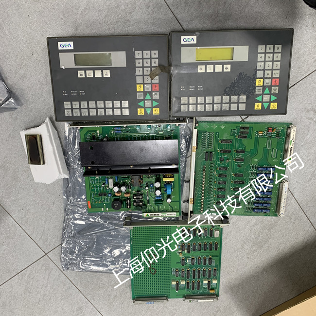 CAT���ر���EMCP4.2�l늙C�C�M�������S��