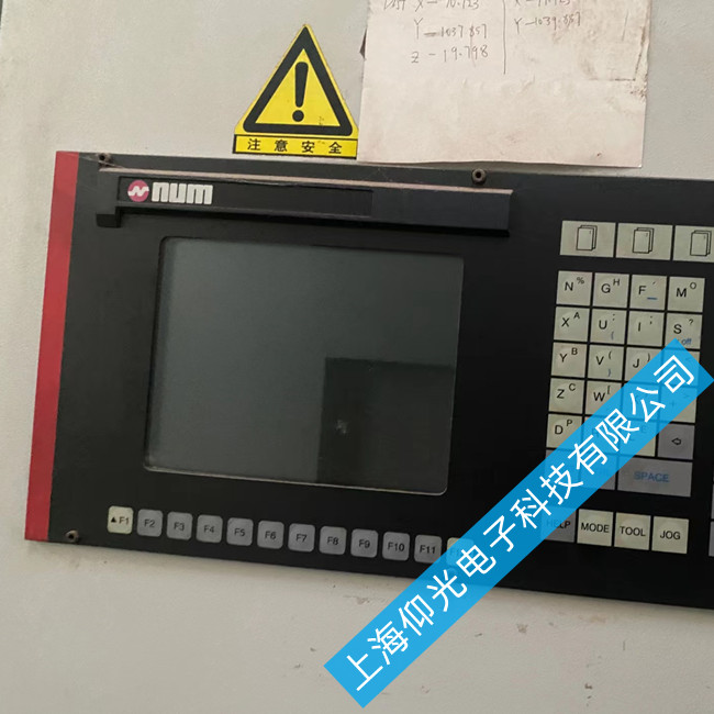 �𻨙CNUM����ϵ�y�S������֮��Ҋ�����ų�����