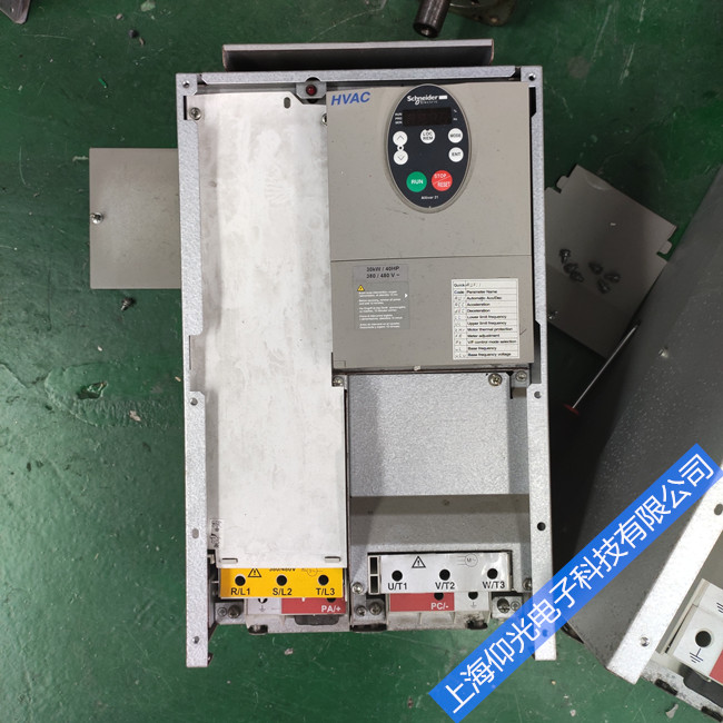 ʩ�͵��ŷ������@ʾAL001���Ϸ����S��