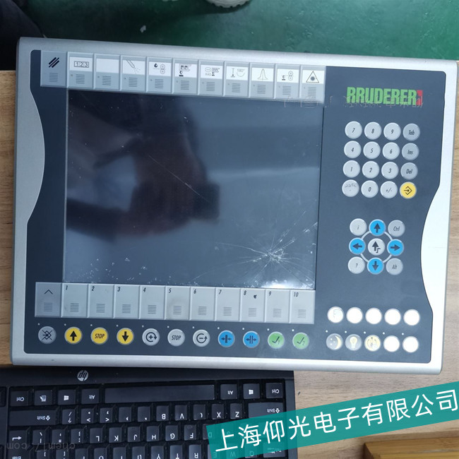 �M�ڱ����|�������������S�޾S�o