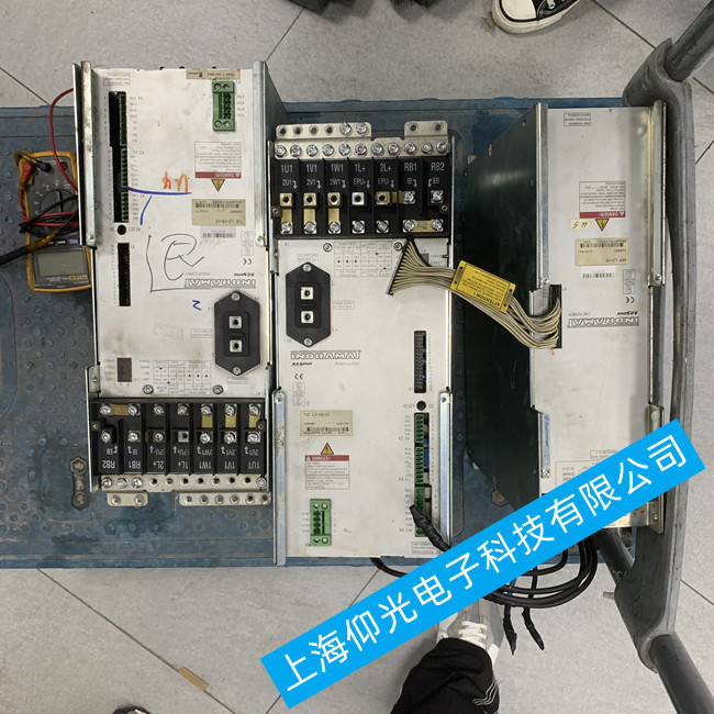 Ӣ�����ŷ������S��TVD 1.3-08-03 ��F8000���ϾS��