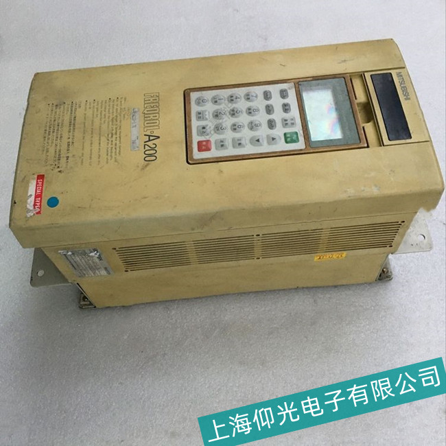 ����׃�l��UVT���ϾS��̎��-�z�y���M