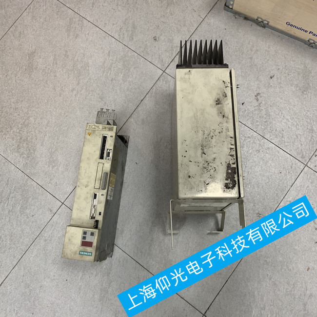 ���w�O�䌣�ü~�R���݁�������S��NEUMAG SAURER