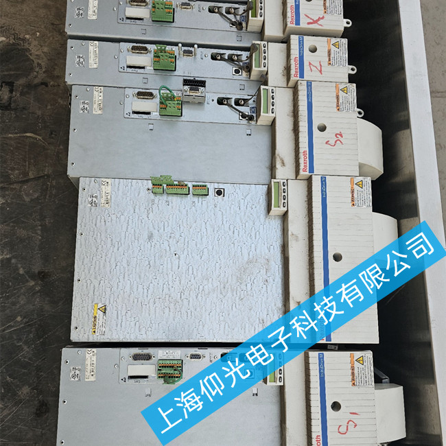 ���ټӹ�������ʿ������TDM1.2-100-300-W1-000���@ʾF7020�S��