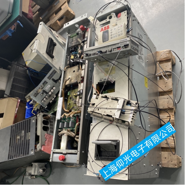 �Ϻ��➩ABB׃�l����Ҋ������ν�Q-20��S�޽��